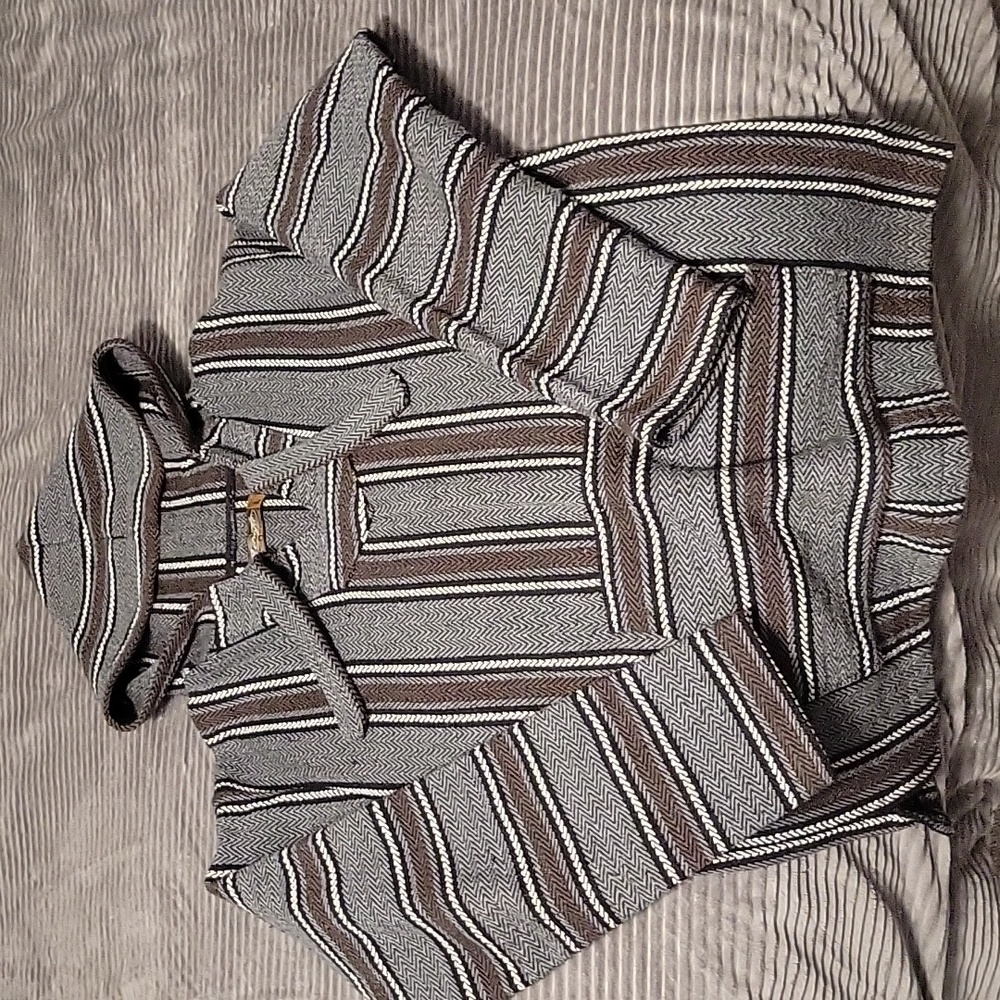 Retro Fit brand, Baha Hoodie, Size Men's L